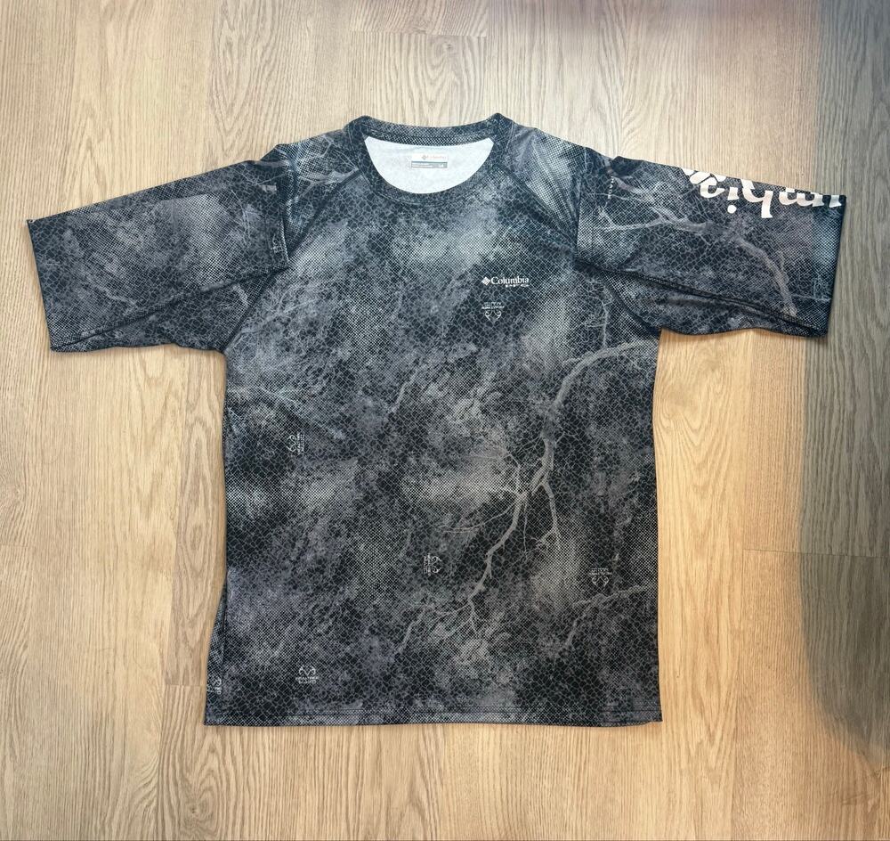 Columbia PFG Realtree MAKO IS Performance Fishing Shirt – Gray Camo – Size L